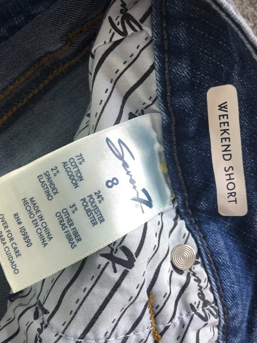 Seven7 Shorts Womens 8 Weekend Short 5" Inseam Fray Hem Light Wash Mid Rise - Picture 4 of 10